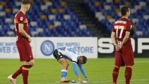 Nápoles estreia equipamento em homenagem a Maradona no jogo com a Roma