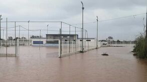 Mau tempo inunda instalações do Futebol Clube de Bias