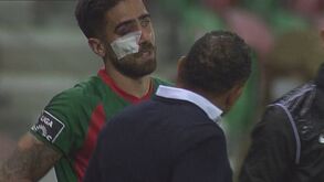 Choque de cabeças entre Otamendi e Rodrigo Pinho deixou avançado do Marítimo neste estado