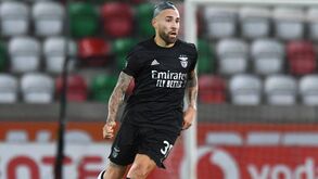 Otamendi comete erro incrível e Rodrigo Pinho abriu assim o marcador diante do Benfica