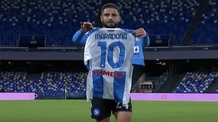 Pedro Solá em momento de boa-disposição, em plena A8, apesar do azar que atrasou a equipa para o jogo em Peniche