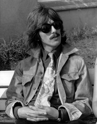 12 - George Harrison (falecido em 2001), 7,2M€