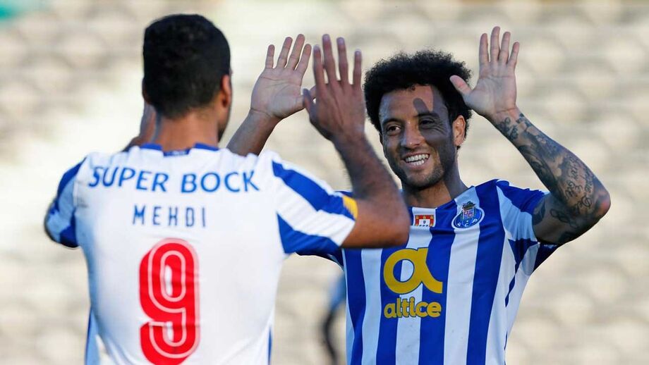 A crónica do Fabril-FC Porto, 0-2: avançados no seu papel