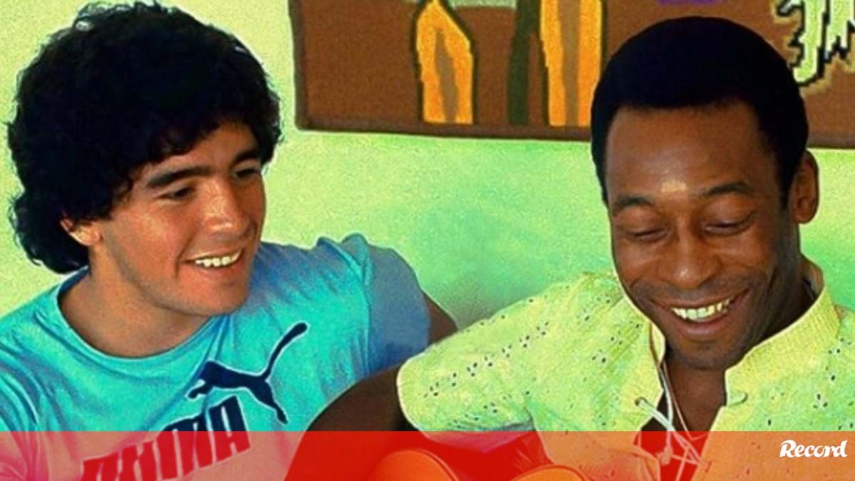 Só love: Pelé em Cuba para 'jogo da amizade' entre Cosmos(EUA) e seleção  cubana de futebol – A Política Além da Notícia