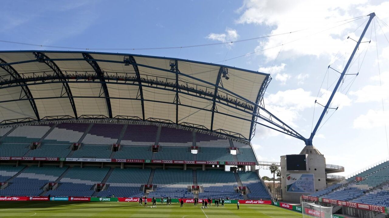 17. Estádio Algarve (casa emprestada do Farense) - 3 jogos, média: 3,84