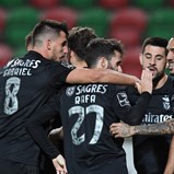 Benfica consegue reviravolta à 6.ª tentativa