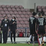 Bancos de Gil Vicente e Benfica em alvoroço: tensão antes do intervalo