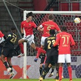 Avançado do Benfica e defesa do Sp. Braga nas maiores promessas da Liga Europa