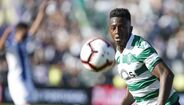 Diaby (Anderlecht) - Após um período negativo no Getafe, onde raramente foi utilizado, o atacante aproveitou o mercado de inverno para rumar à Bélgica e tem jogado com regularidade. Apesar de estar vinculado aos leões até junho de 2023, o internacional maliano já afirmou que não quer voltar ao Sporting.