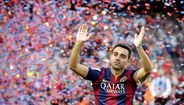 2. Xavi - Inteligência e elegância. Xavi Hernández tinha muitos outros pontos fortes do seu futebol, mas estes dois são muito bem os que mais se evidenciavam neste médio-centro espanhol. Com ele - juntamente com Iniesta - o futebol do Barcelona tinha outro perfume. Certamente que os adeptos do clube sentem muito a falta destes dois...