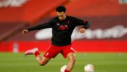 1: Trent Alexander-Arnold (Liverpool/Inglaterra)