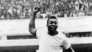 Médio-ofensivo: Pelé