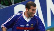 Médio-ofensivo: Zinédine Zidane