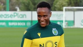 Jovane falha treino do Sporting devido a lesão