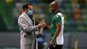 Amorim a vibrar num camarote, a homenagem a João Mário e a festa no relvado: as imagens do Sporting-Paços