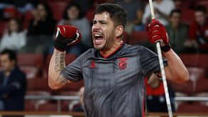 Covid-19: Nicolía diz que aceitar limitações foi 'a chave' para o Benfica vencer Taça 1947