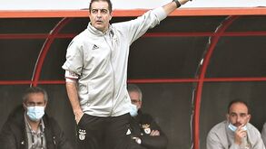 Apontar à vitória no adeus de Renato Paiva