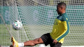 Jovane reintegrado sob vigilância