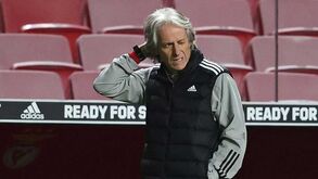 Jorge Jesus: «Covid-19 mexe com o grupo, durante a semana está sempre desconfiado»