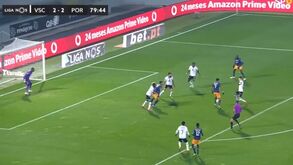 Luis Díaz colocou o FC Porto na frente em Guimarães com golo recheado de classe