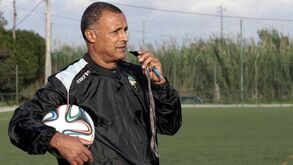 Antigo extremo Pitico lamenta falta de público para o reencontro entre Estrela da Amadora e Farense