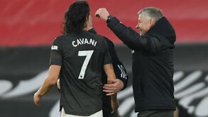 Solskjaer apoia investigação da federação mas diz que intenção de Cavani 