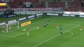 O golo de Tévez e a homenagem a Maradona na vitória do Boca