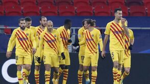 Barcelona sem salários em janeiro e novas contratações só com vendas