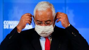 Medidas de prevenção em vigor até 60 a 70% da população estar vacinada, admite António Costa