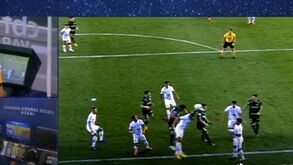 O 'pesadelo' de Lucas Veríssimo frente ao Palmeiras: alvo de Benfica debaixo de fogo