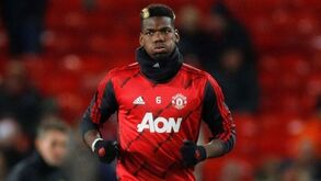 «United aguentou Cristiano Ronaldo porque valia a pena, Pogba não vale. Livrem-se dele!»