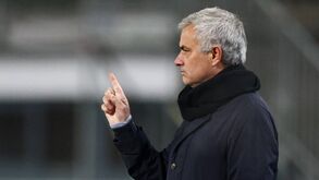 Mourinho e o episódio de racismo no PSG-Basaksehir: «Pode tornar-se em algo icónico»