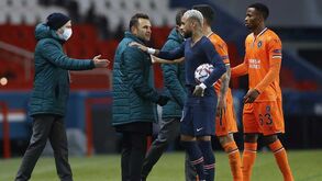 A crónica do Paris SG-Basaksehir, 5-1: goleada fecha jogo que fica na história
