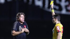Sá Pinto sobre brasas: «Se perder domingo pode vir a ser demitido»
