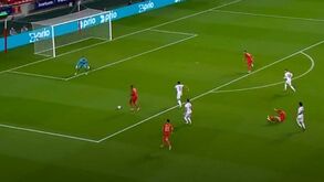 Benfica chega à goleada com bis de Seferovic após grande sprint de Nuno Tavares