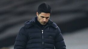 Crise de resultados e balneário a ferro e fogo: assim está o adversário do Benfica na Liga Europa