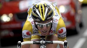 Antigo ciclista italiano Riccardo Ricco irradiado por doping