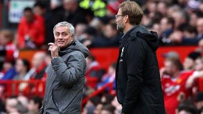 Tottenham de Mourinho e Liverpool de Klopp dividem a liderança com 25 pontos
