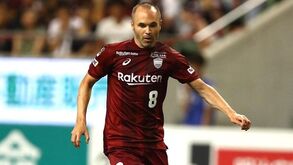 Iniesta foi operado e enfrenta paragem de quatro meses