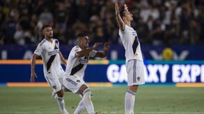 Golo de Ibrahimovic na estreia pelo LA Galaxy é o melhor da história da MLS