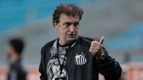 Cuca admite perder Lucas Veríssimo antes das ‘meias’ da Libertadores