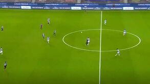 Marega fez o segundo golo do FC Porto com muitos protestos do Nacional