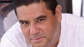 Cantor brasileiro Matheus morre aos 57 anos com Covid-19 após viagem a Portugal