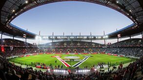 Trânsito fechado desde as 15h junto ao estádio