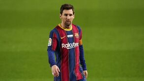 Messi após ultrapassar Pelé: «Nunca pensei que quebraria um recorde, muito menos este»