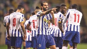 Taremi caiu na área e Sérgio Oliveira marcou de penálti