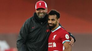 Jürgen Klopp: «Salah quer sair do Liverpool? Só se for pelo clima»