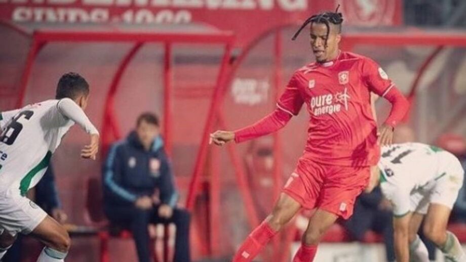 Ebuehi: «Cheguei ao fundo do poço e agora estou a subir»