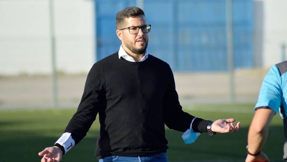 Treinador do Almancilense cessa funções queixando-se de interferências no seu trabalho