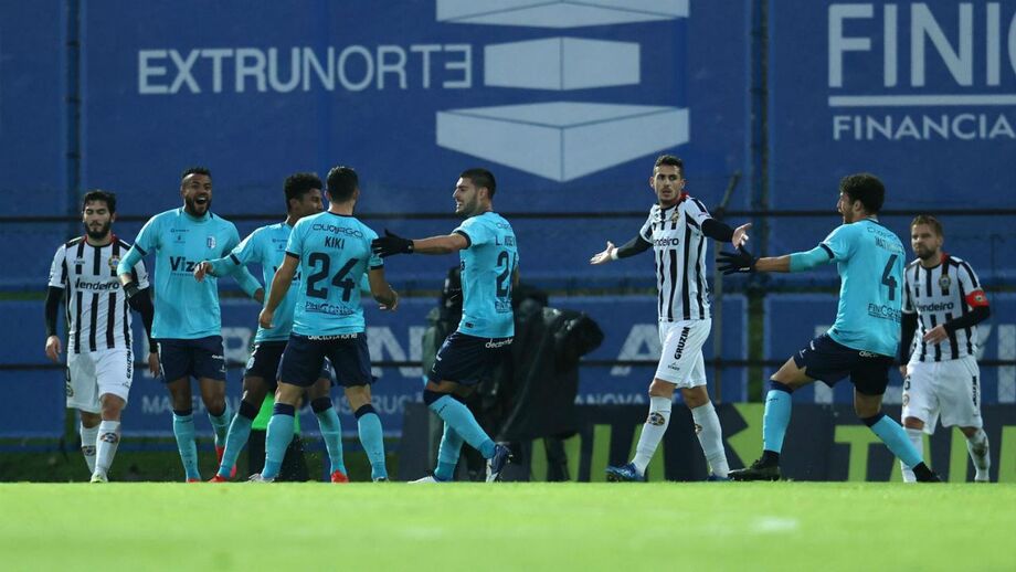 Vizela-Varzim, 1-0: Golo de Kiki 'afunda' poveiros no último lugar